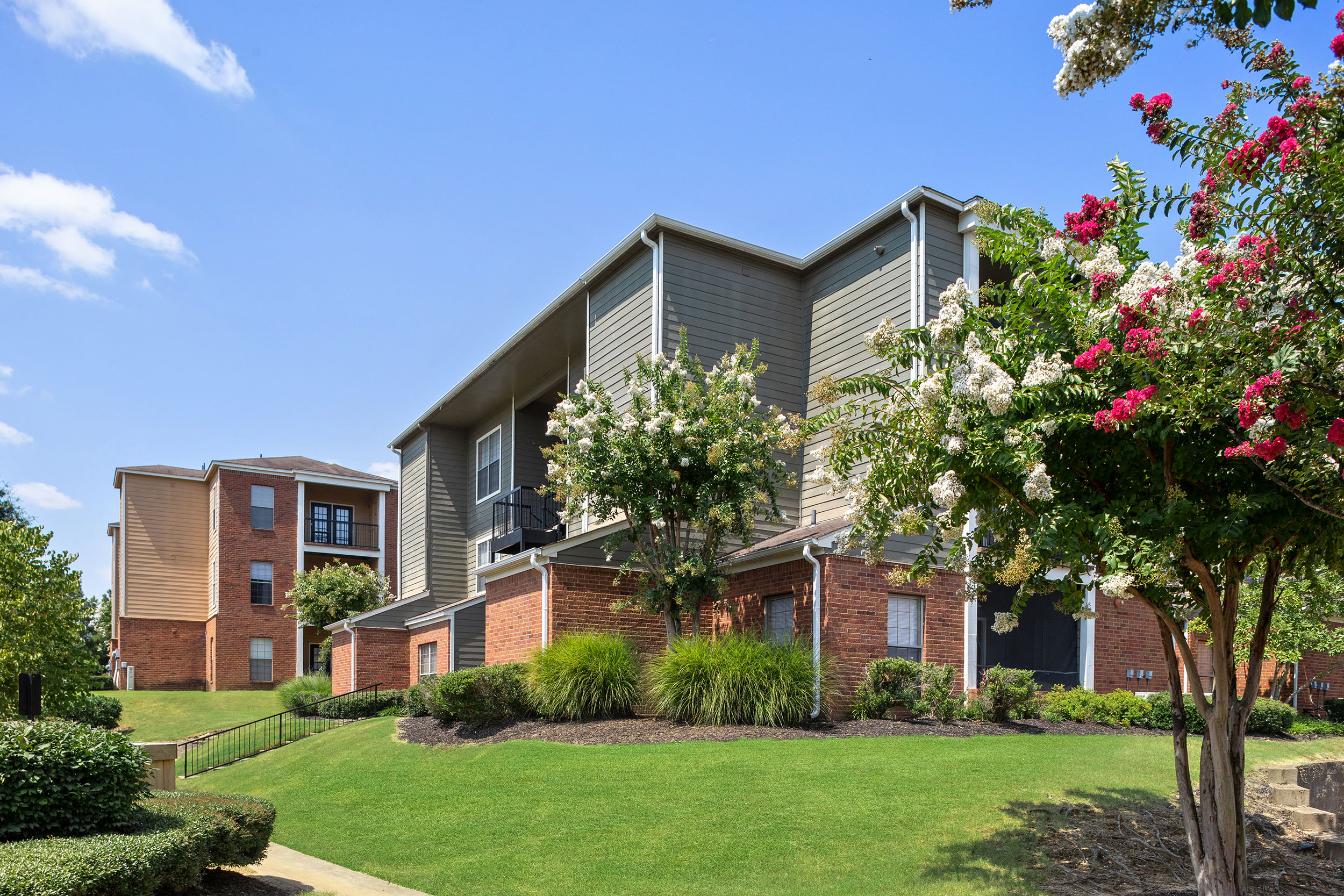 Walnut Hill Apartment Homes, 8920 Walnut Grove Road, Cordova, TN RentCafe